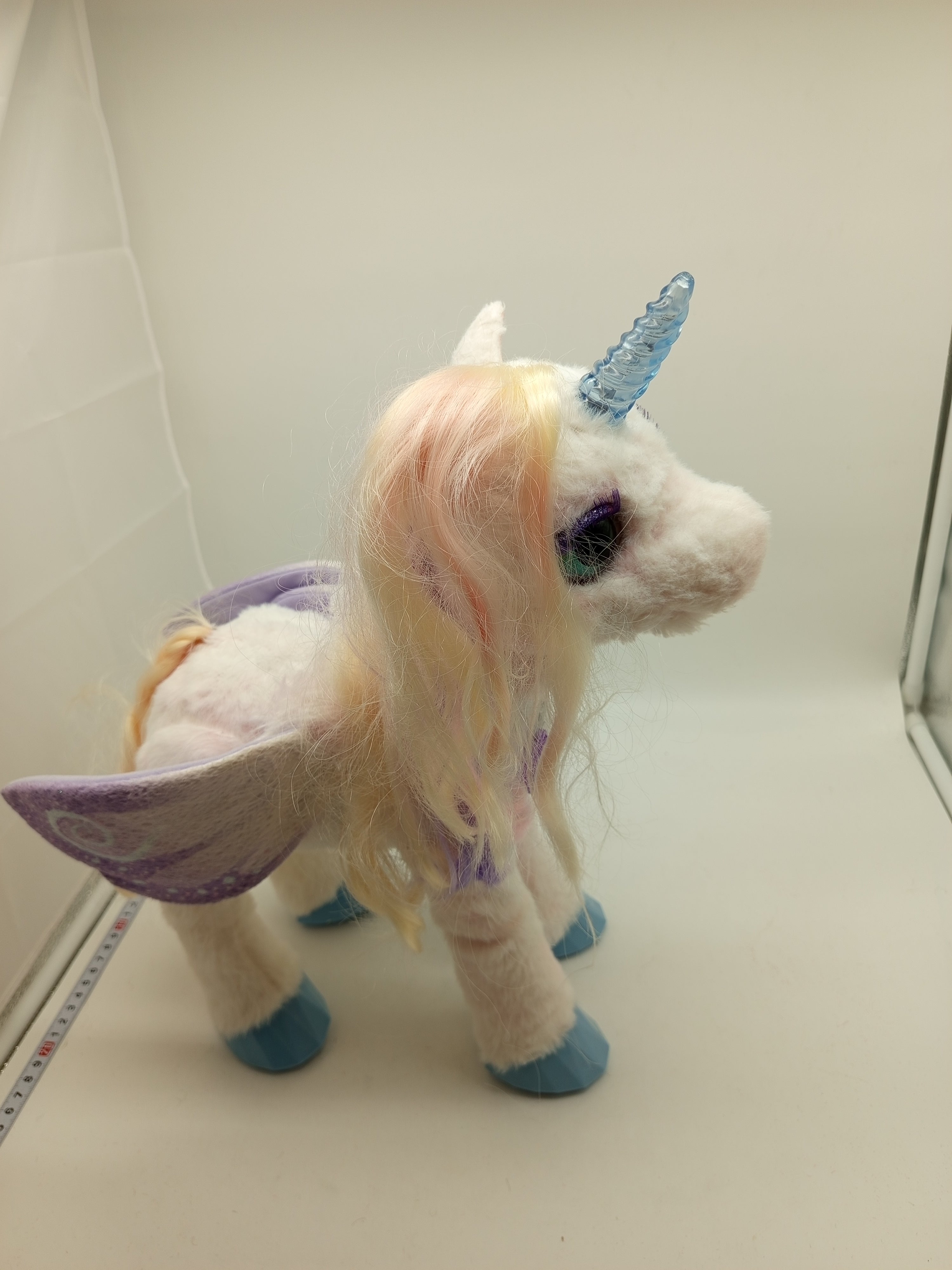 Interaktives Plüsch-Einhorn – leuchtendes Horn, reagiert auf Berührung